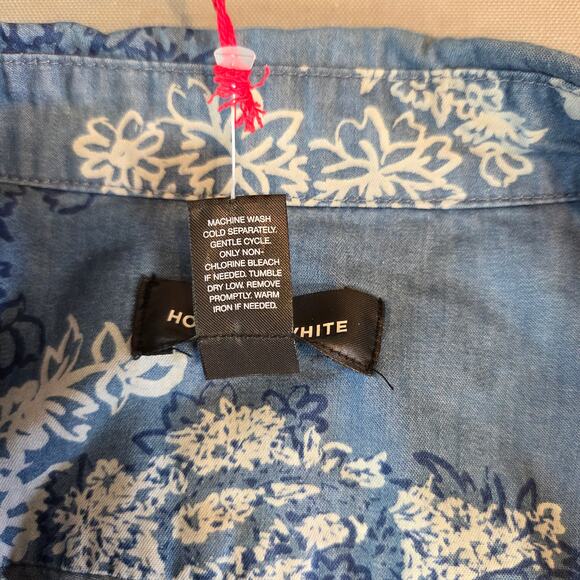 Houston White Floral Button Up Shirt L NWT Blue White Short Sleeve Casual - Picture 4 of 10
